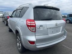 Photo of the vehicle Toyota RAV4