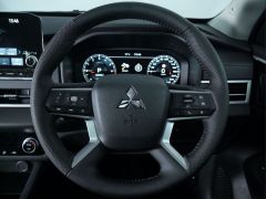 Photo of the vehicle Mitsubishi Outlander