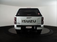 Photo of the vehicle Isuzu D-Max