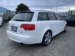 Photo of the vehicle Audi A4