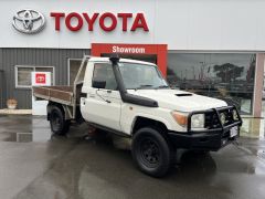 Photo of the vehicle Toyota Land Cruiser