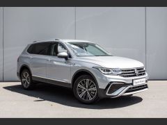 Photo of the vehicle Volkswagen Tiguan