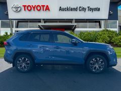 Photo of the vehicle Toyota RAV4