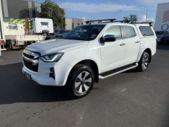 Photo of the vehicle Isuzu D-Max