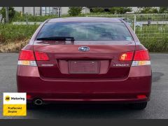 Photo of the vehicle Subaru Legacy