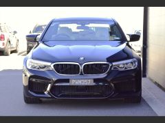 Photo of the vehicle BMW M5