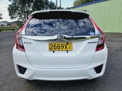 Photo of the vehicle Honda Fit