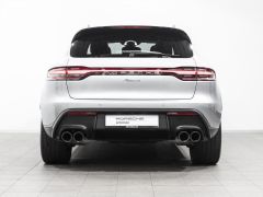 Photo of the vehicle Porsche Macan