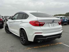 Photo of the vehicle BMW X4