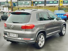 Photo of the vehicle Volkswagen Tiguan