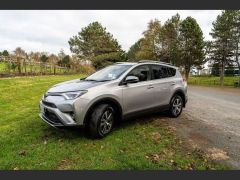 Photo of the vehicle Toyota RAV4