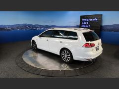 Photo of the vehicle Volkswagen Golf