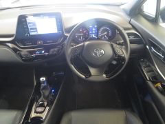 Photo of the vehicle Toyota C-HR