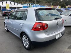 Photo of the vehicle Volkswagen Golf