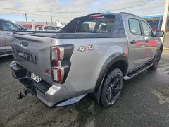 Photo of the vehicle Isuzu D-Max