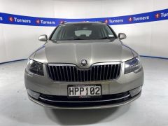 Photo of the vehicle Skoda Superb