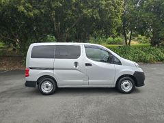 Photo of the vehicle Nissan NV200