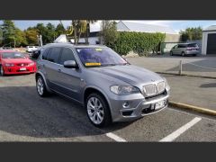 Photo of the vehicle BMW X5