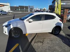 Photo of the vehicle Mazda Demio