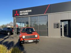 Photo of the vehicle Jeep Renegade