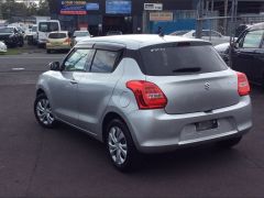 Photo of the vehicle Suzuki Swift