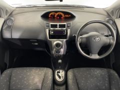 Photo of the vehicle Toyota Vitz