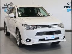 Photo of the vehicle Mitsubishi Outlander