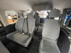 Photo of the vehicle Toyota HiAce