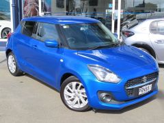 Photo of the vehicle Suzuki Swift