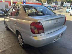 Photo of the vehicle Toyota Platz