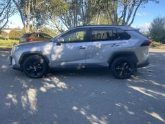 Photo of the vehicle Toyota RAV4