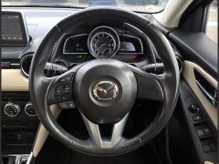 Photo of the vehicle Mazda Demio