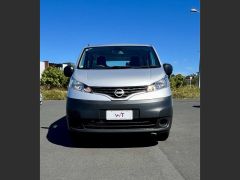 Photo of the vehicle Nissan NV200