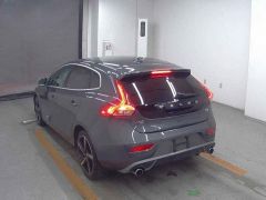 Photo of the vehicle Volvo V40