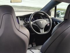 Photo of the vehicle Tesla Model X