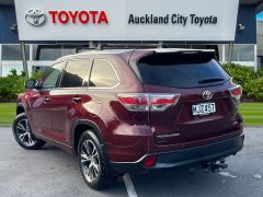 Photo of the vehicle Toyota Highlander