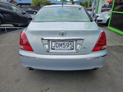 Photo of the vehicle Toyota Crown