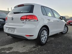 Photo of the vehicle Volkswagen Golf