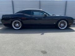 Photo of the vehicle Dodge Challenger