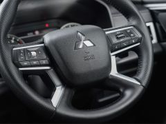 Photo of the vehicle Mitsubishi Outlander