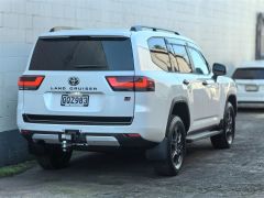 Photo of the vehicle Toyota Land Cruiser