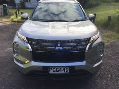 Photo of the vehicle Mitsubishi Outlander