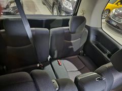 Photo of the vehicle Nissan Serena