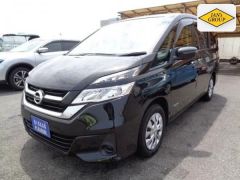 Photo of the vehicle Nissan Serena