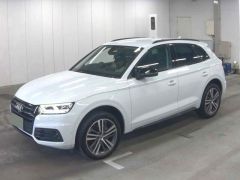 Photo of the vehicle Audi Q5