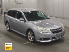 Photo of the vehicle Subaru Legacy