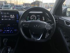 Photo of the vehicle Hyundai IONIQ