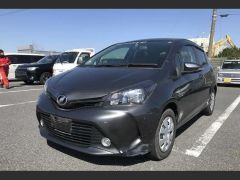 Photo of the vehicle Toyota Vitz