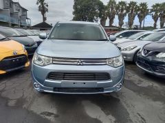 Photo of the vehicle Mitsubishi Outlander