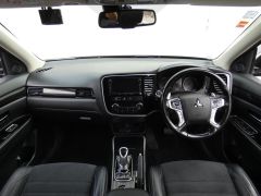 Photo of the vehicle Mitsubishi Outlander